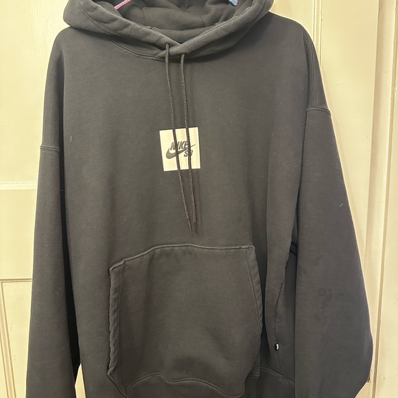 Nike Other - ⭐️ Nike Lg Men's Charcoal Hoodie * stains on arms and front